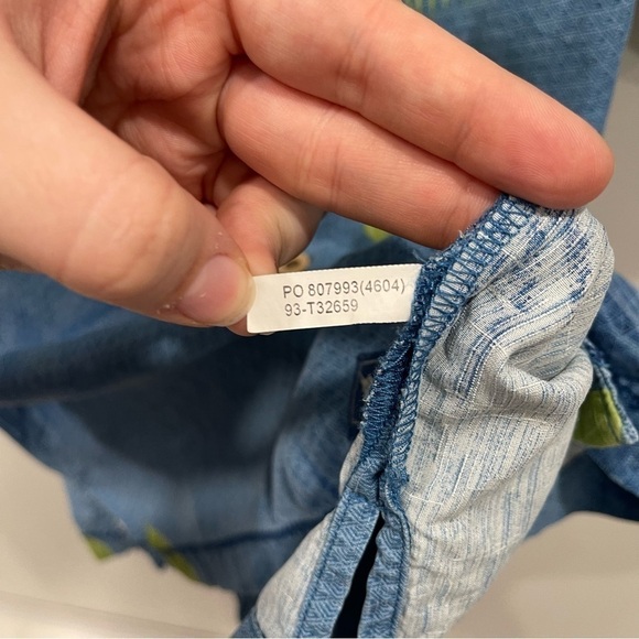 Tommy Bahama Tropical Print Hawaiian Shirt Short Sleeve Button Down - Picture 6 of 7